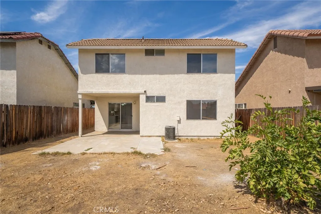 25177 Dana Lane, Moreno Valley, California 92551 home-pic-20